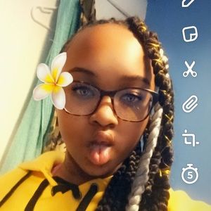 Meet your Posher, Fatia